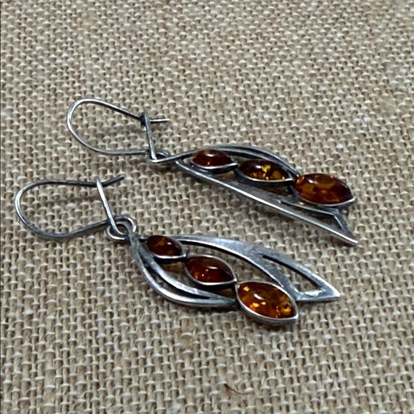 Elegant Silver and Amber Earrings sterling 925 - Picture 2 of 4